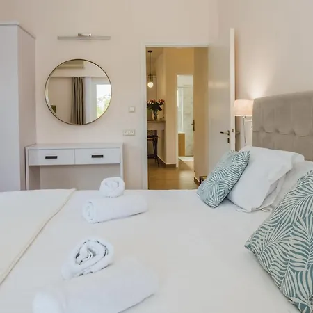 Philoxenia Ganossis エルミオニ