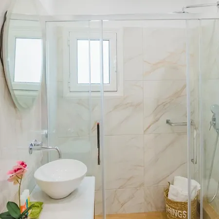 Philoxenia Ganossis * エルミオニ